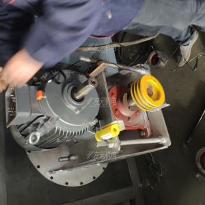 Pro3200便捷式振動診斷分析儀應用于無紡布生產(chǎn)設備電機的振動分析